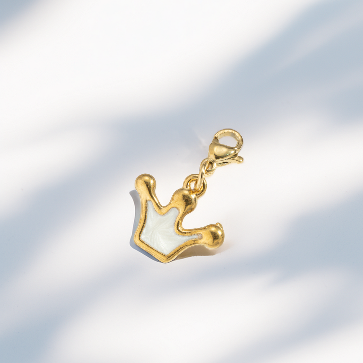 krone weiß⎢goldener charm