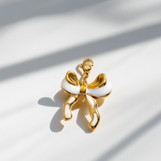 schleife weiß⎢goldener big charm