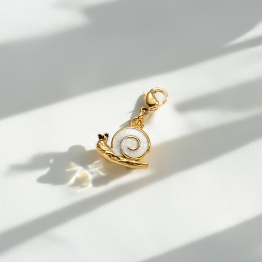schnecke⎢goldener charm