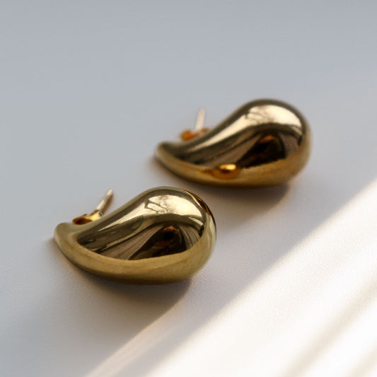soft glow drop⎢goldene Ohrringe