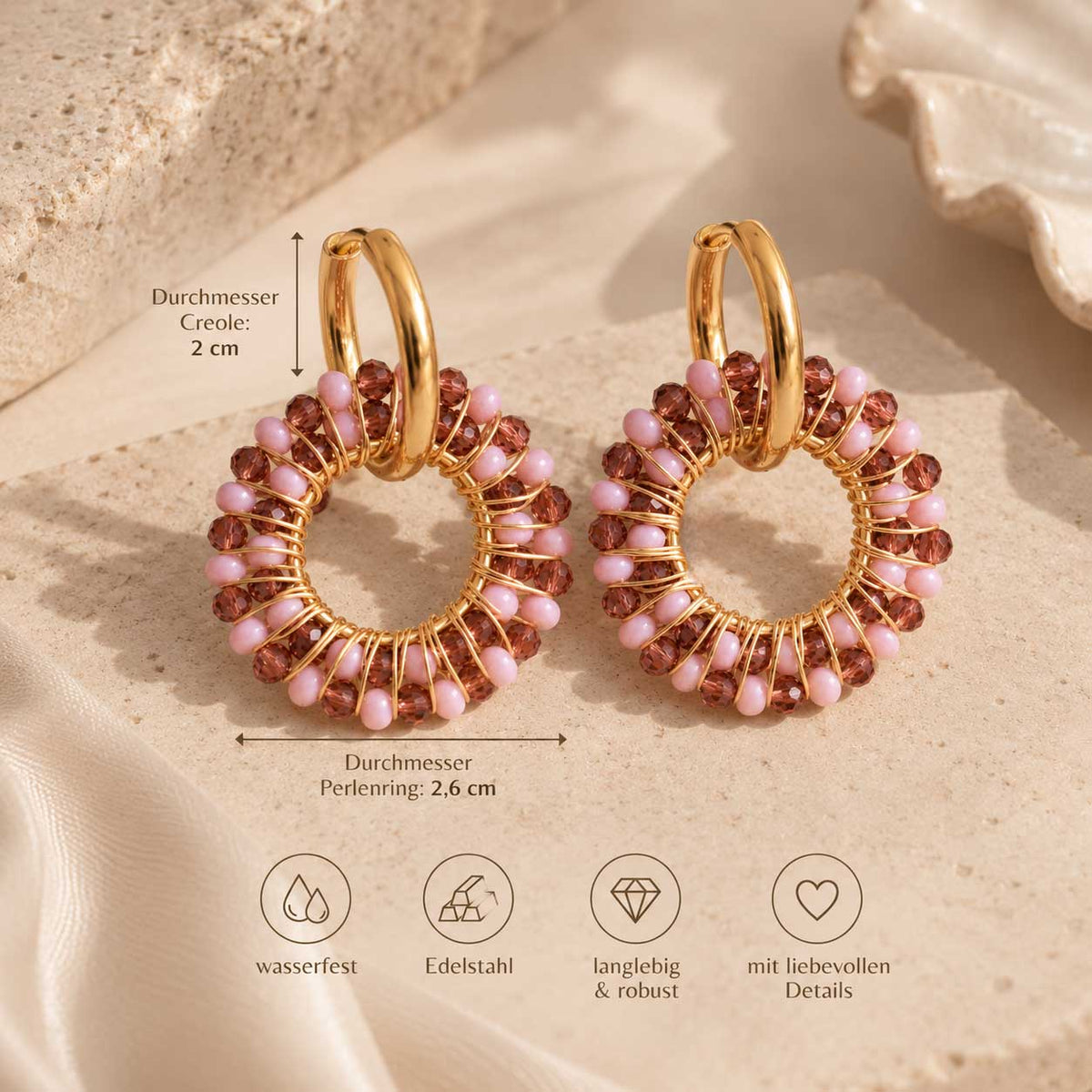 Blush Beaded Hoops – Maßangaben: Creole 2 cm, Perlenring 2,6 cm Durchmesser; wasserfest, Edelstahl, langlebig
