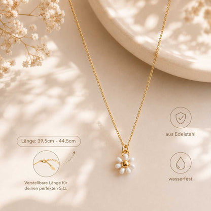 Goldene Halskette Daisy Bloom mit Maßangaben 39,5–44,5 cm, verstellbarer Länge, aus Edelstahl, wasserfest – Saltyblush
