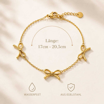 Golden Bow Armband Länge 17–20,5 cm verstellbar – goldenes Edelstahlarmband mit 3 Schleifencharms, wasserfest, aus Edelstahl, von Saltyblush

