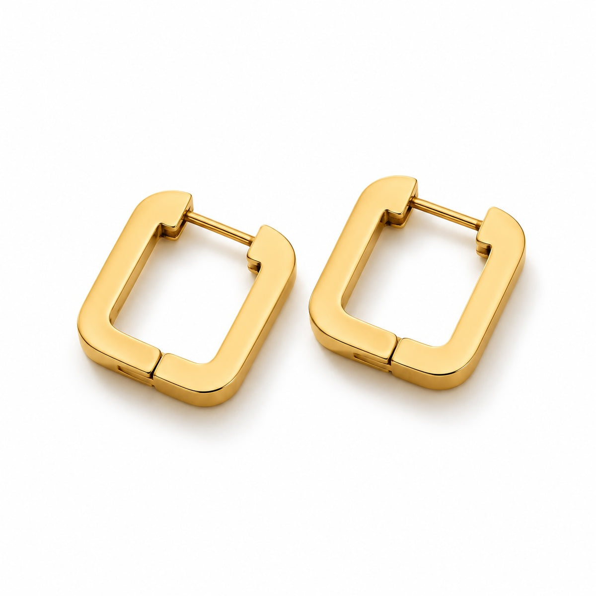 Produktbild golden square⎢goldene Ohrringe auf weißem Hintergrund 