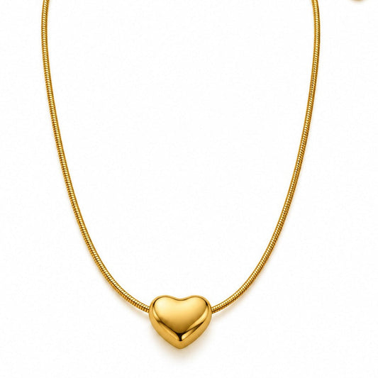 Produktbild heart of glow⎢goldene Halskette auf weißem Hintergrund 