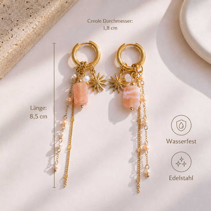 Goldene Creolen Rosé Ray mit Maßangaben – Länge 8,5 cm, Creole Durchmesser 1,8 cm – Edelstahl, wasserfest – Saltyblush
