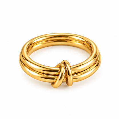 Produktbild soft twist⎢goldene Halskette auf weißem Hintergrund 